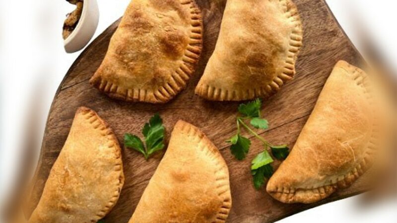 Pastel géant au poulet